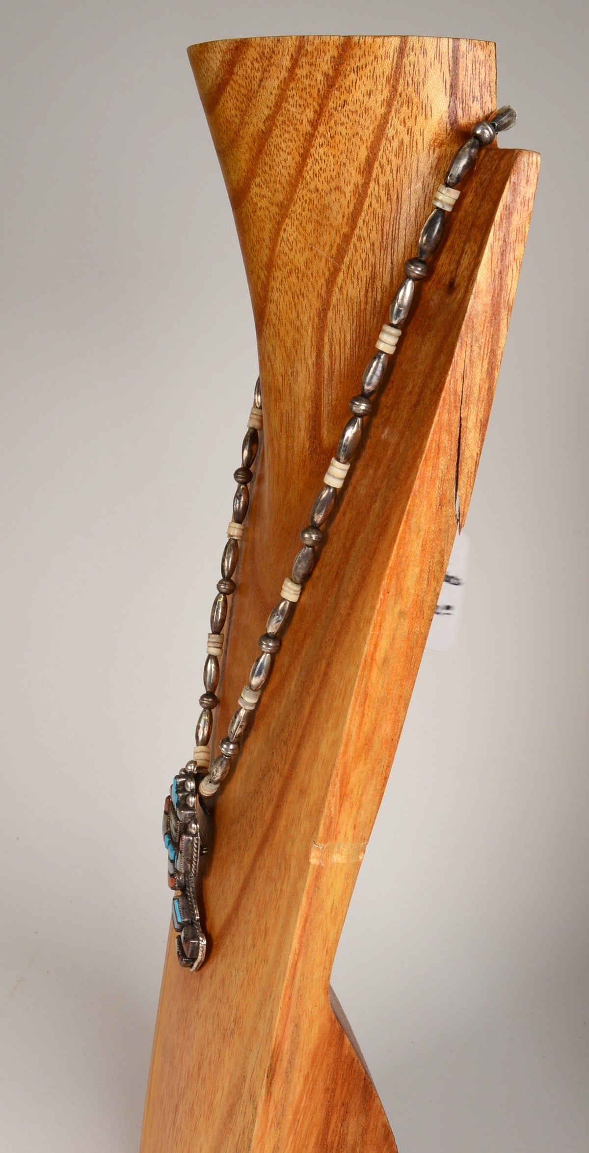 050809-18 - Image 4