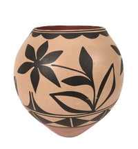 Santo Domingo Pueblo Large Pottery Jar By Vidal Aguilar
