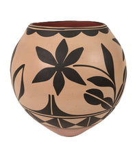 Santo Domingo Pueblo Large Pottery Jar By Vidal Aguilar