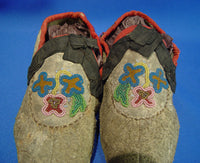Antique Great Lakes Beaded Moccasins