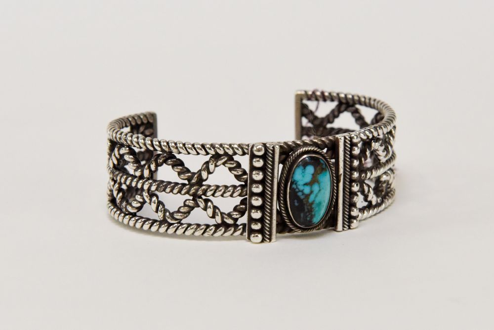 Large Navajo Bracelet with High Grade Natural Bisbee Turquoise stone setting;