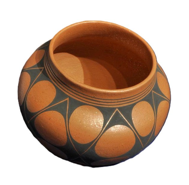 Santo Domingo Pottery By Noted Potter Mark Wayne Garcia