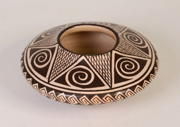 Hopi Pottery by Sylvia Naha (1951-1999)