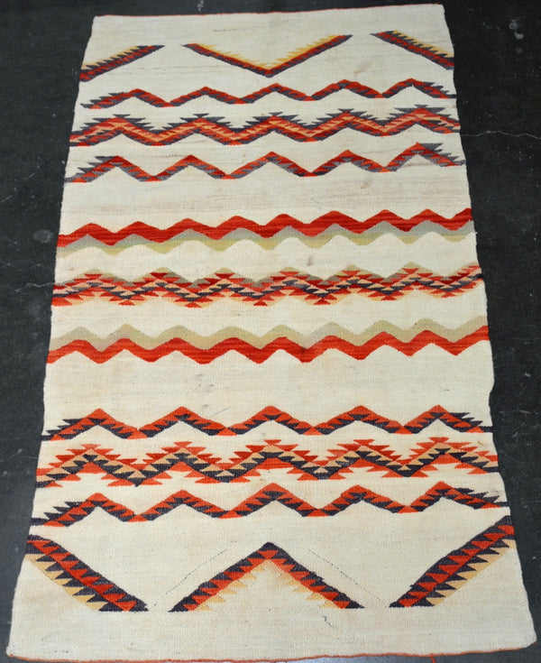 Navajo Transitional-Period Shoulder Blanket