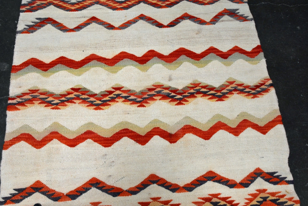 Navajo Transitional-Period Shoulder Blanket