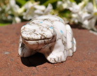 Zuni Veined white marble Frog Fetish by Tyler Quam