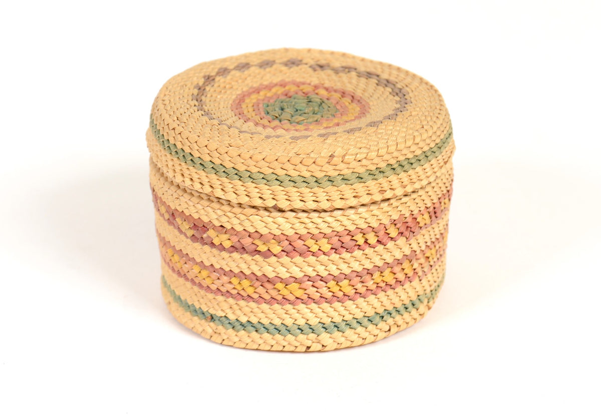 Fine smaller Makah Lidded Basket