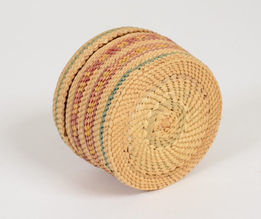 Fine smaller Makah Lidded Basket