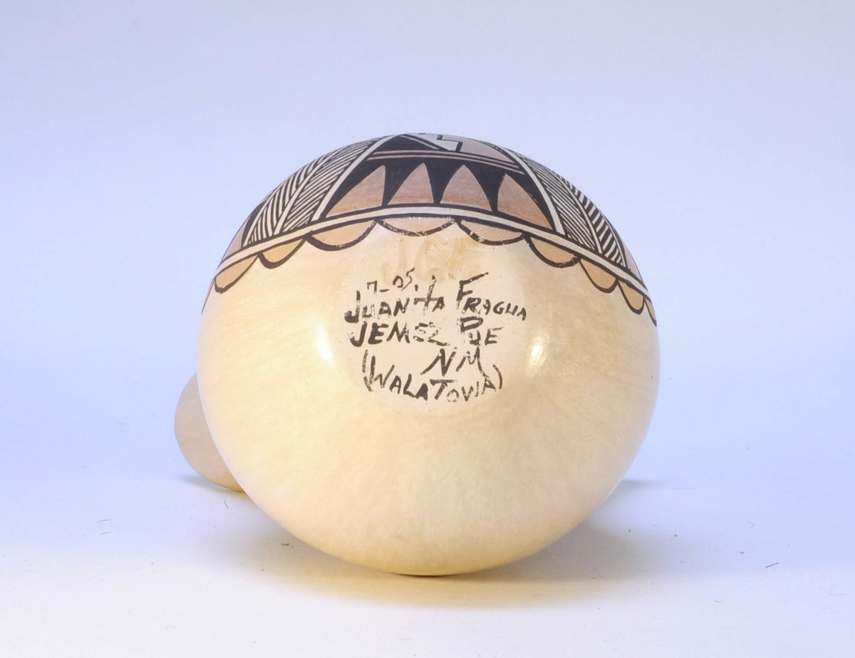 Jemez Pottery: Wedding Jar by Juanita Fragua - Polychrome