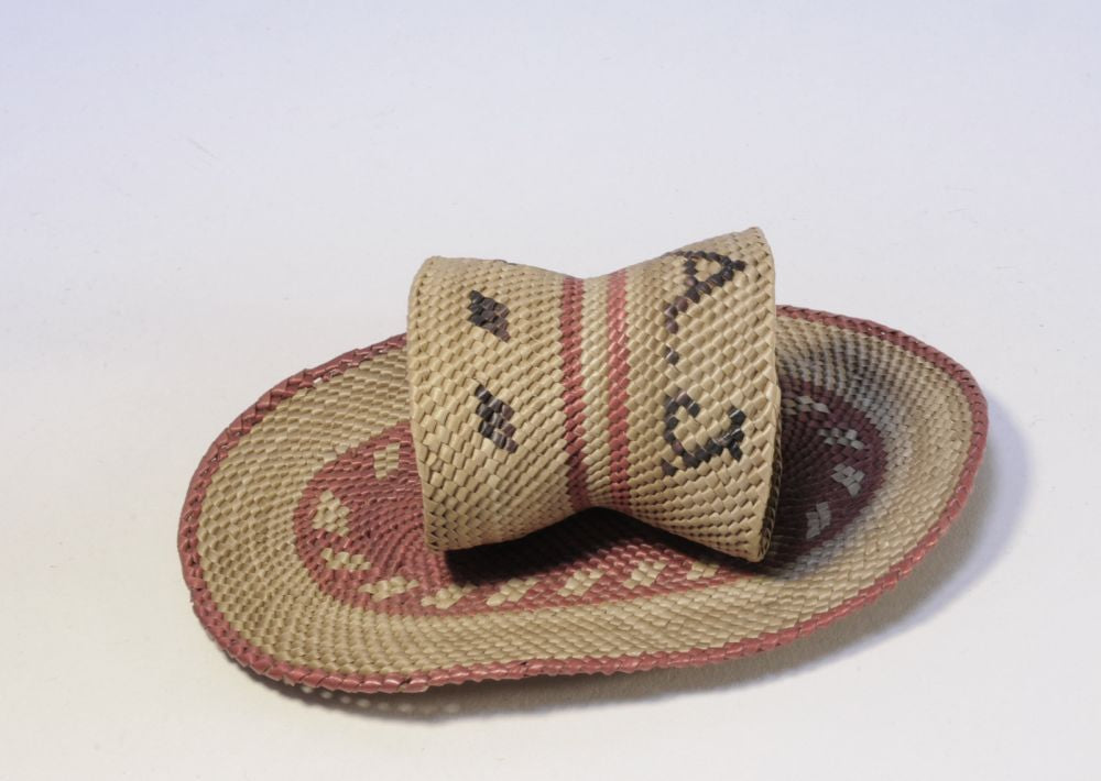 Fine Makah - Nuu-chah-nulth Indian Basket  Set
