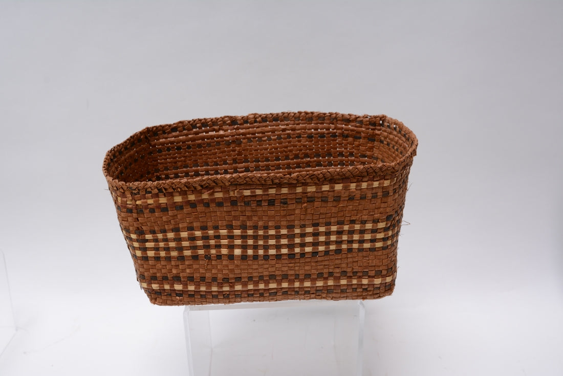 Salish Rectangular Basket, possibly Lummi, with banded motif