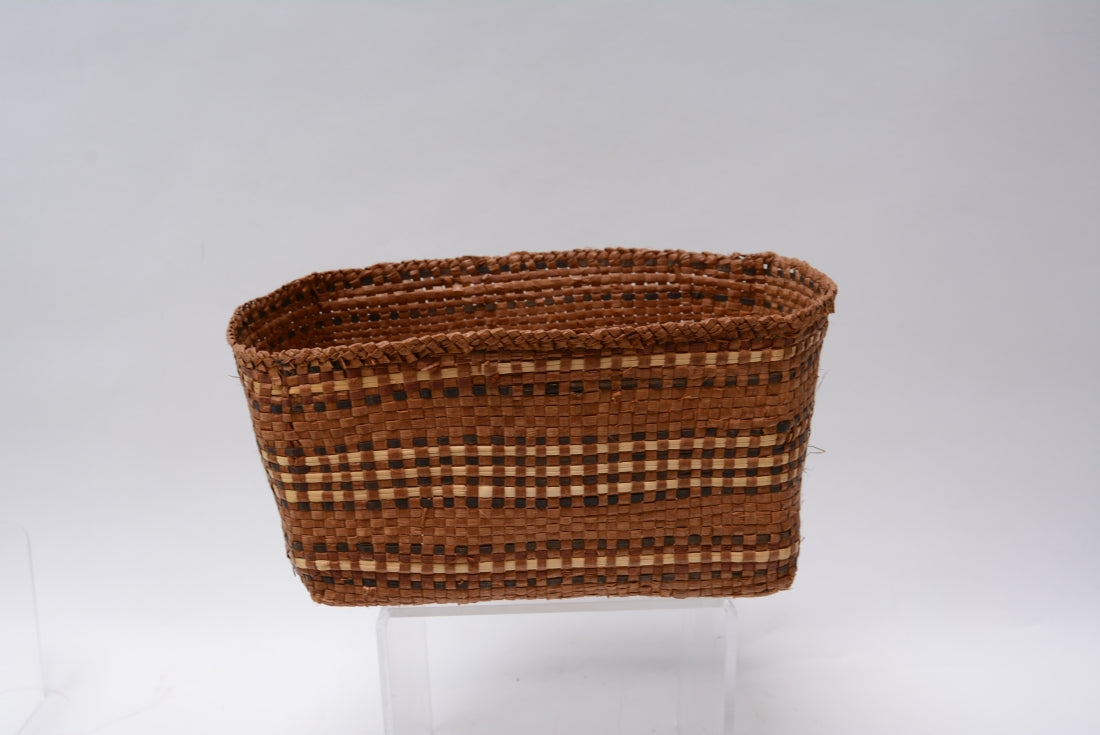 Salish Rectangular Basket, possibly Lummi, with banded motif