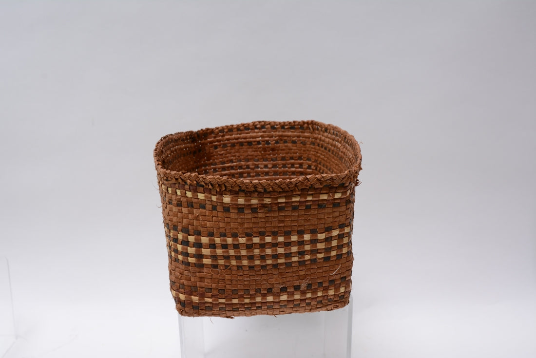 Salish Rectangular Basket, possibly Lummi, with banded motif
