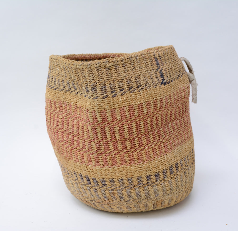 Fine Native Cascade - Plateau Indian Root Bag