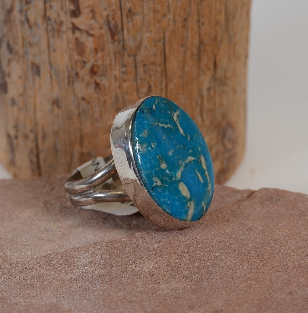 Navajo Sterling Silver Ring by Everett and Mary C. Teller - Size 8