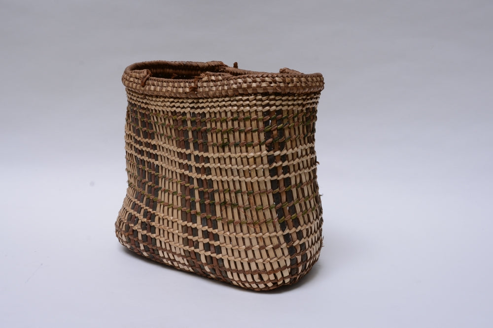 Large Chehalis Basket