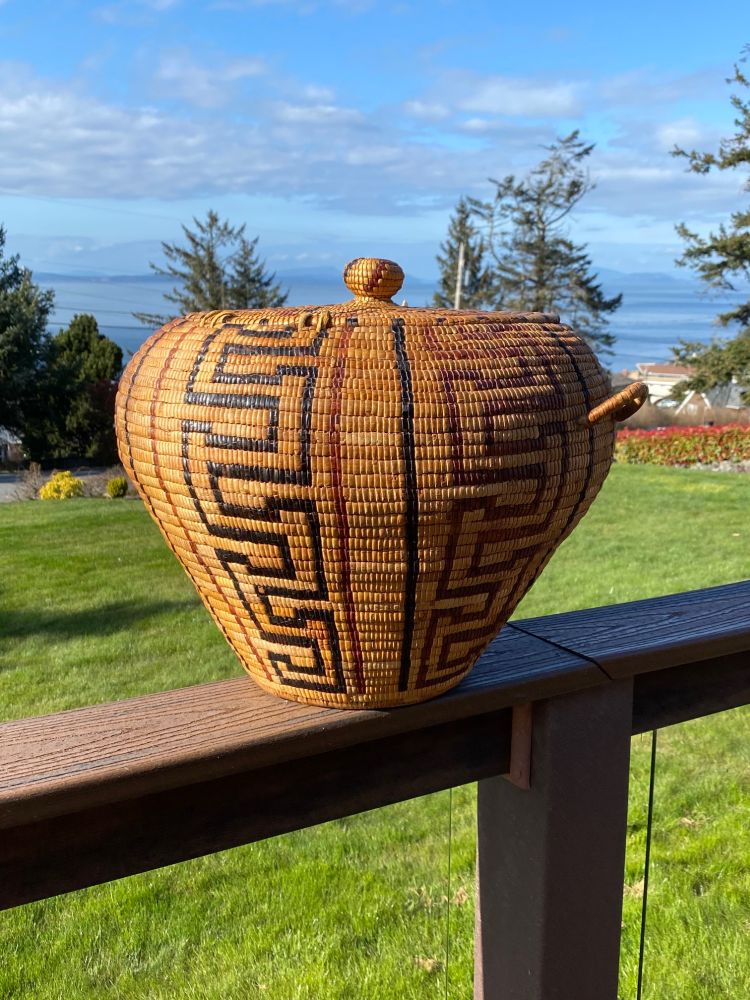A very fine, large and early Salish Thompson River fully imbricated lidded storage basket with lid