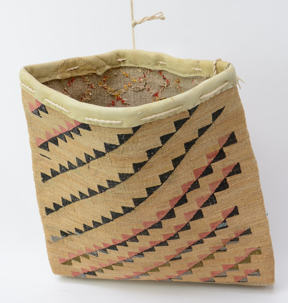 Antique Large Nez Perce Corn Husk Root Bag
