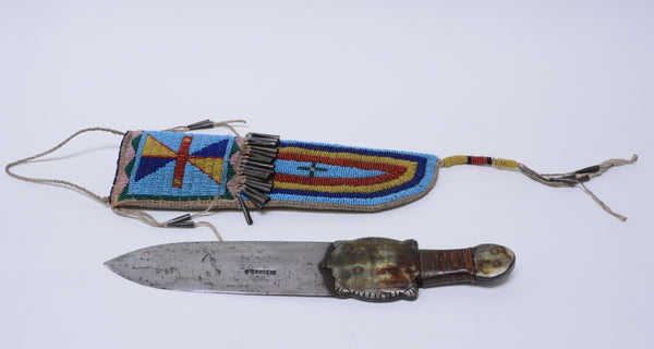 Plains Dag Knife with beaded sheath with turtle handle