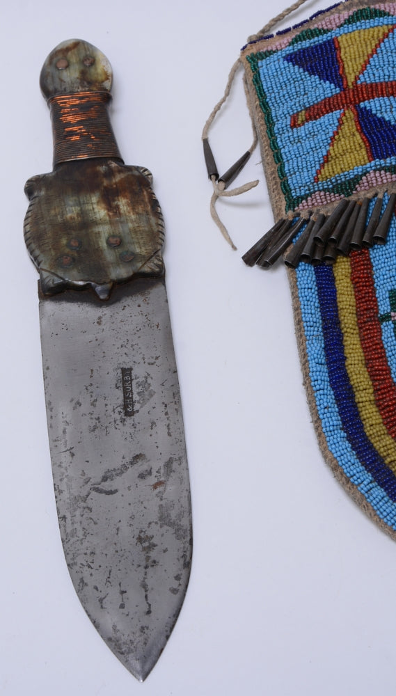Plains Dag Knife with beaded sheath with turtle handle