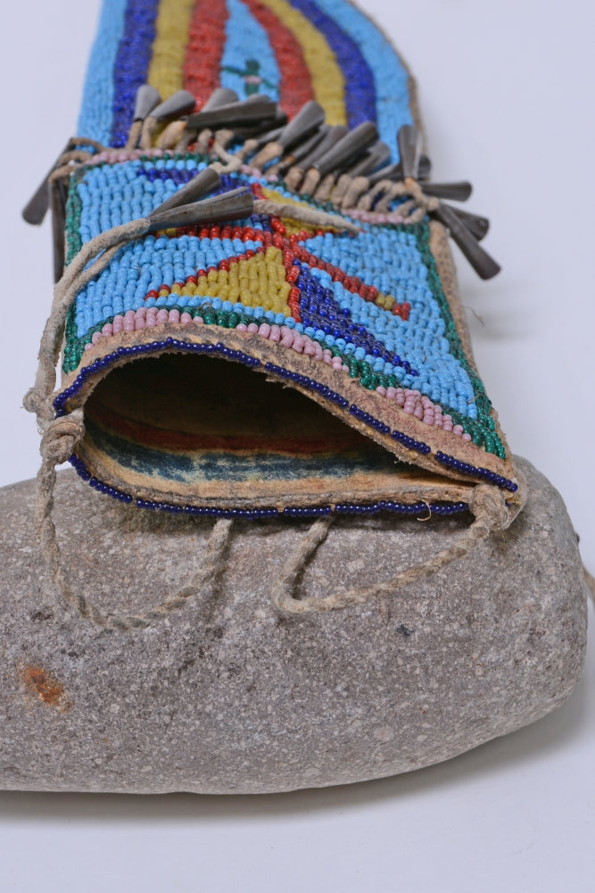 Plains Dag Knife with beaded sheath with turtle handle