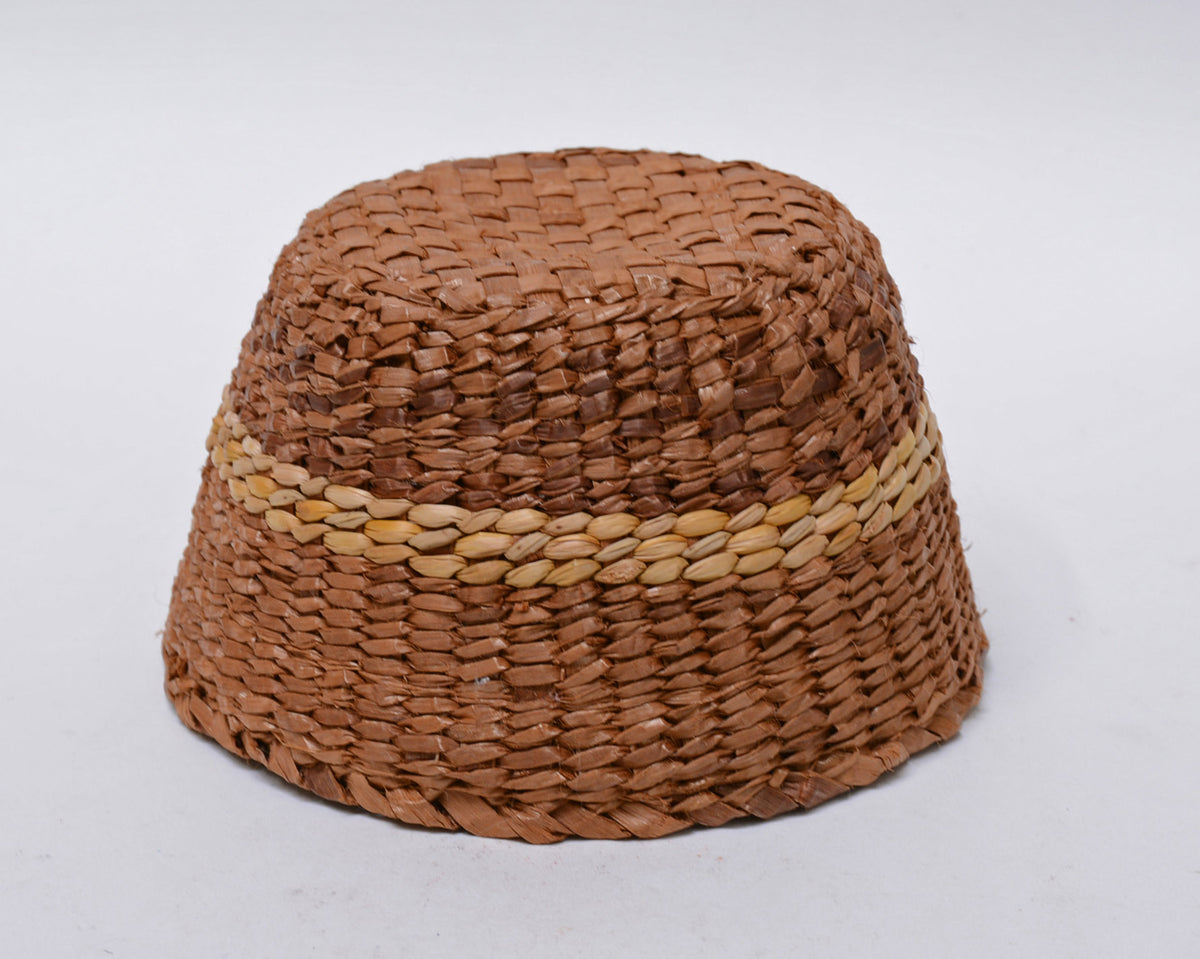 Antique Quinault basketry bowl, light band in center