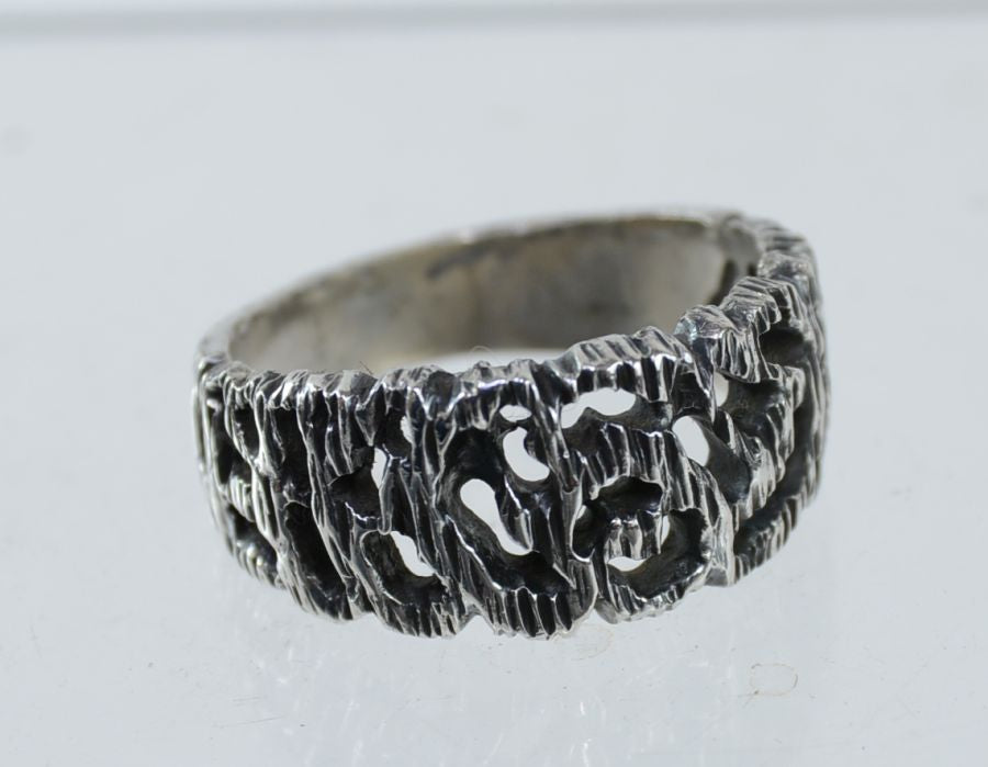 Sterling Silver Ring Size: 12