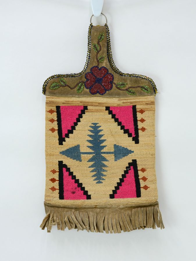 Plateau Nez Perce Cornhusk Bag