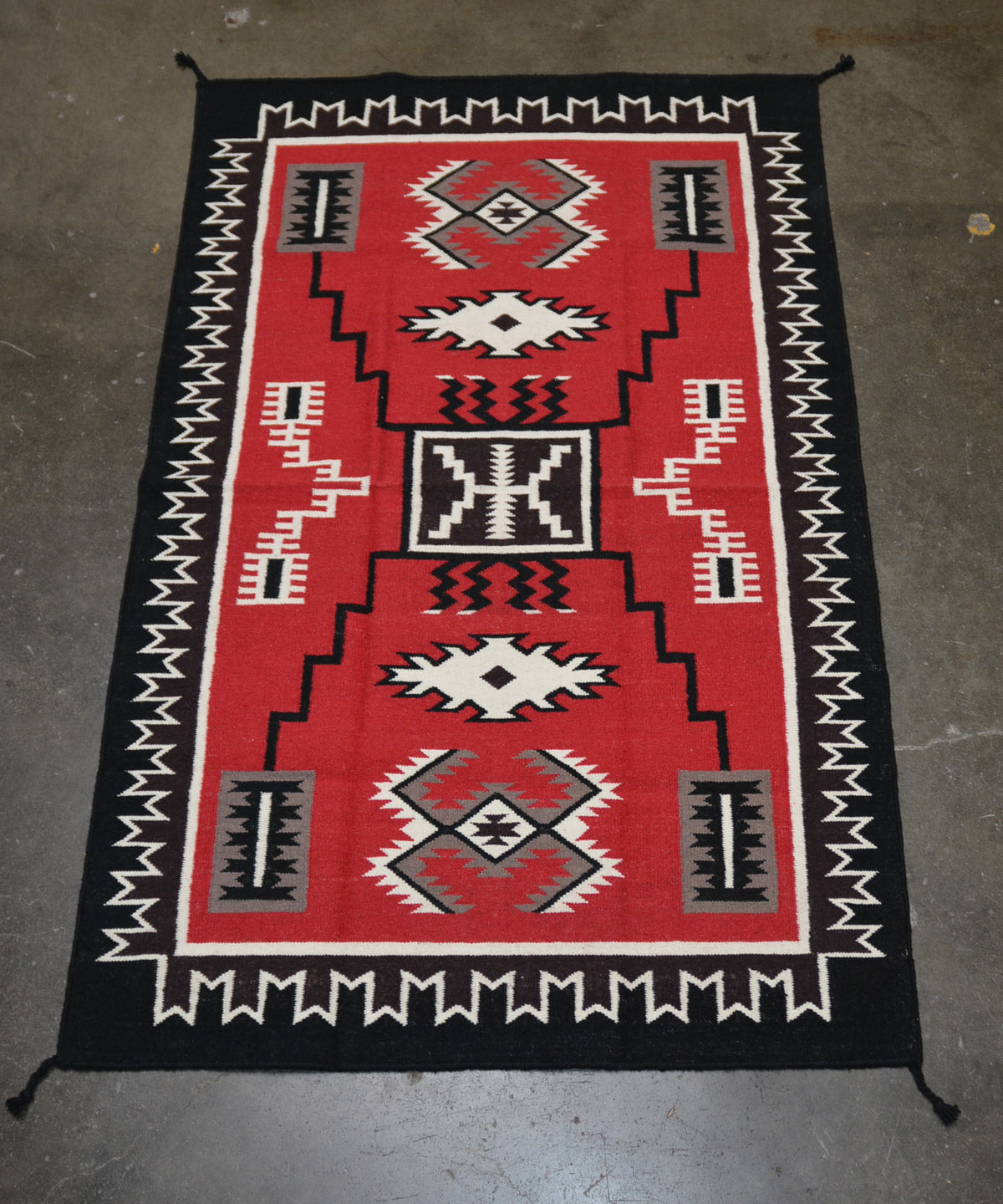 Southwest Area Rug - All Wool - Storm Pattern Style 4' x 6'
