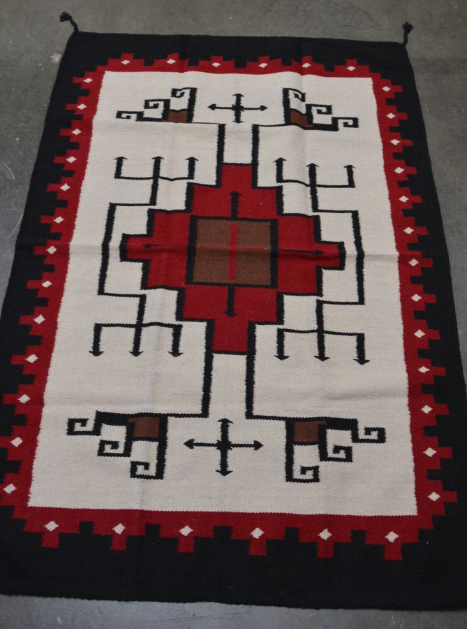 Southwest Area Rug - All Wool - 4' x 6'