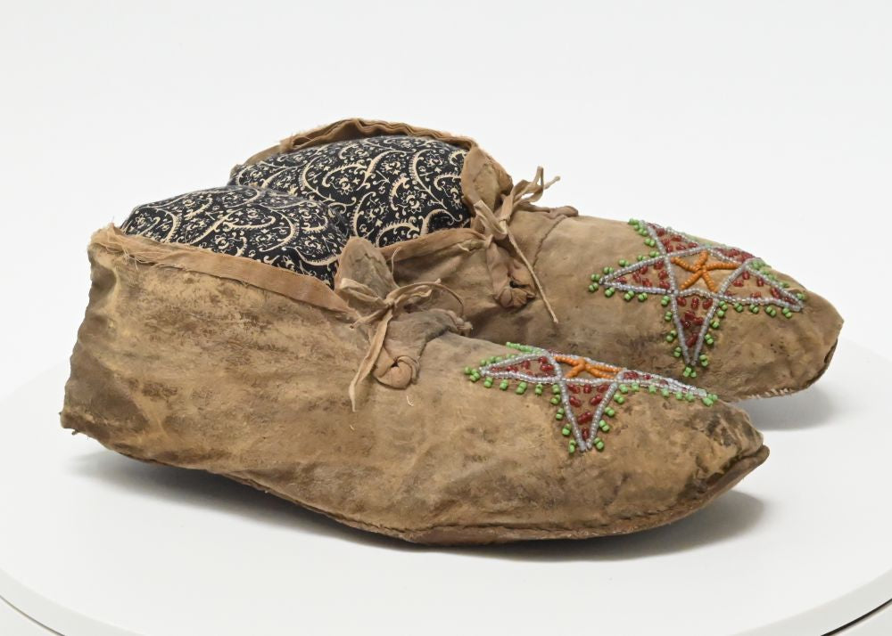 201102-07 - Image 4