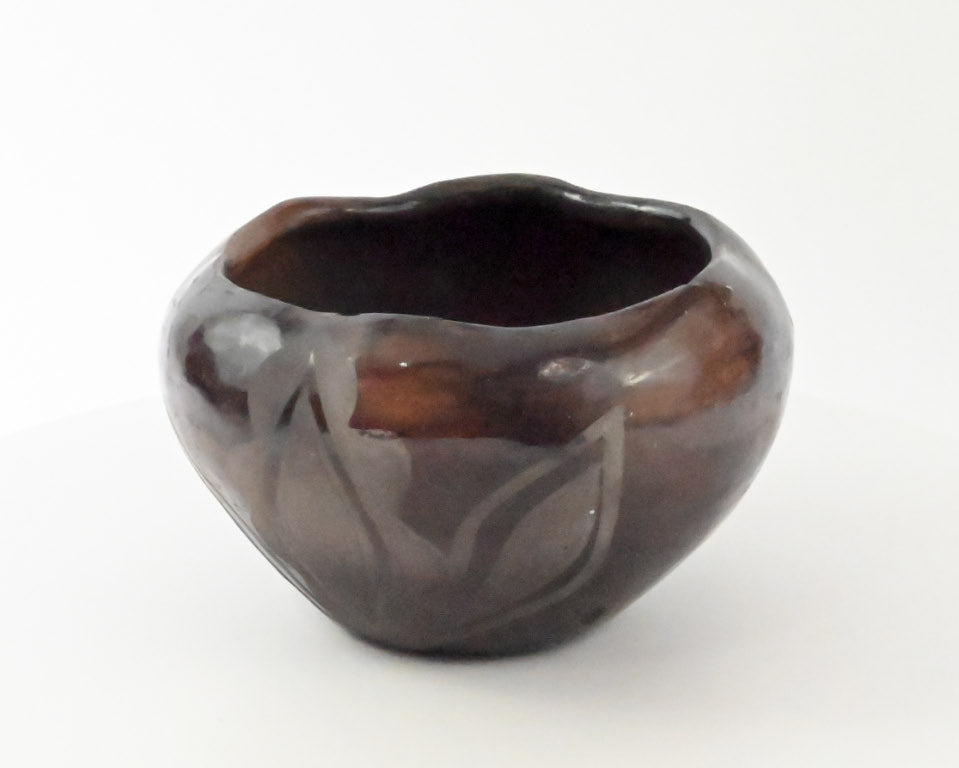 Santo Domingo Pueblo Black on Black Pottery