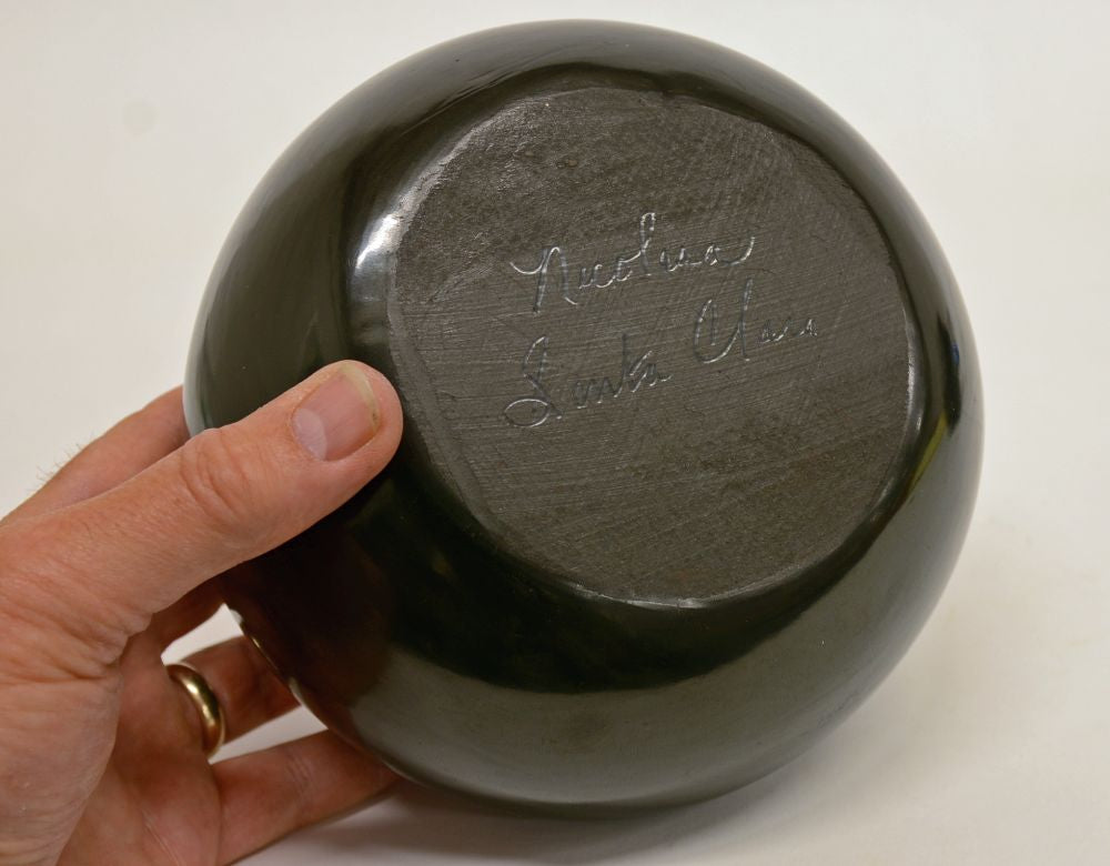 Fine Santa Clara Pueblo Pottery Jar By Nicolasa Naranjo