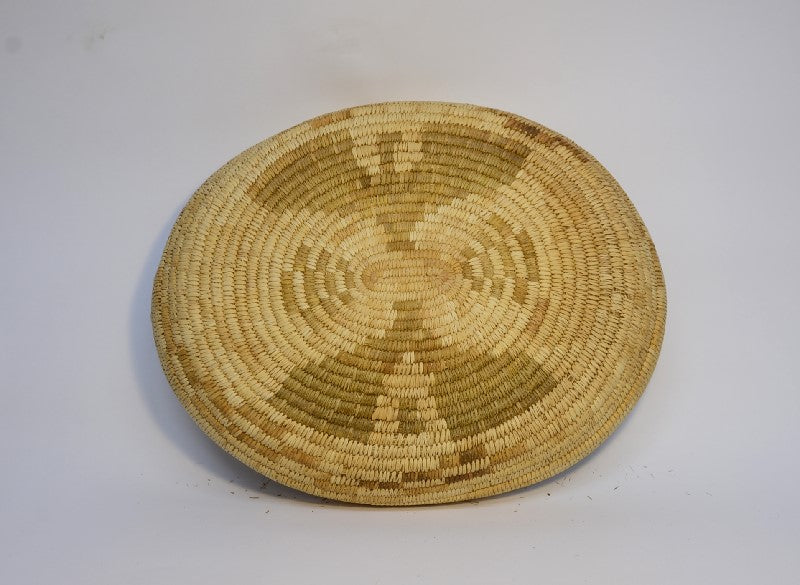 Large Vintage Papago oval basket with 2 Condors