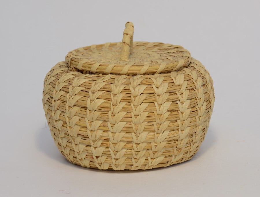 Papago Basket with lid