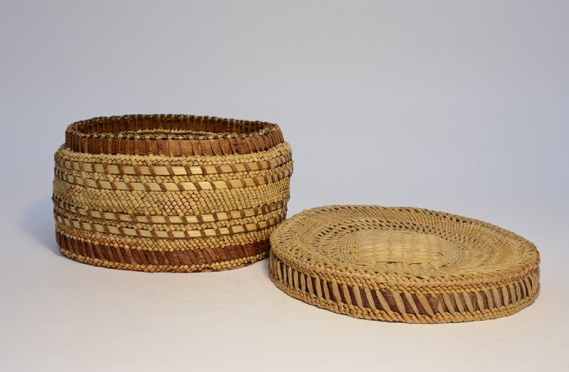 Large Antique Makah Lidded Basket