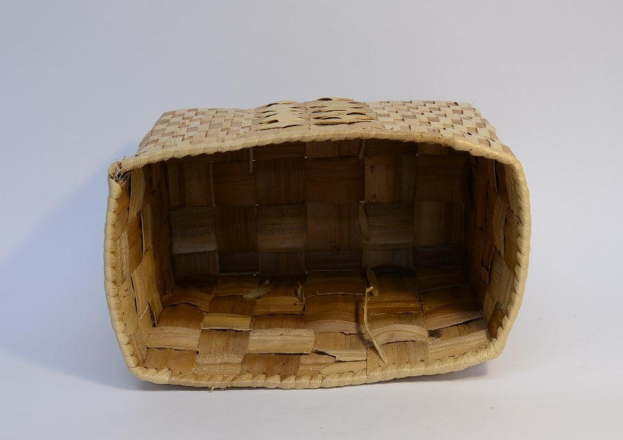 South Pacific Island Basket: Tahiti