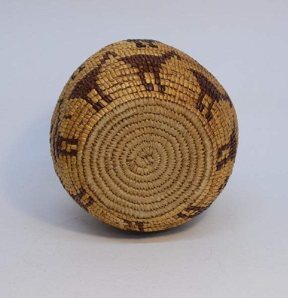 Salish Basket with Lid; Pictorial with Birds