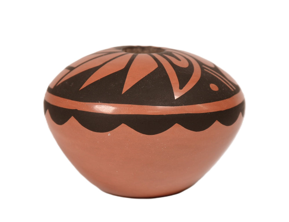 Jemez Pueblo Pottery By Mary H. Loretto