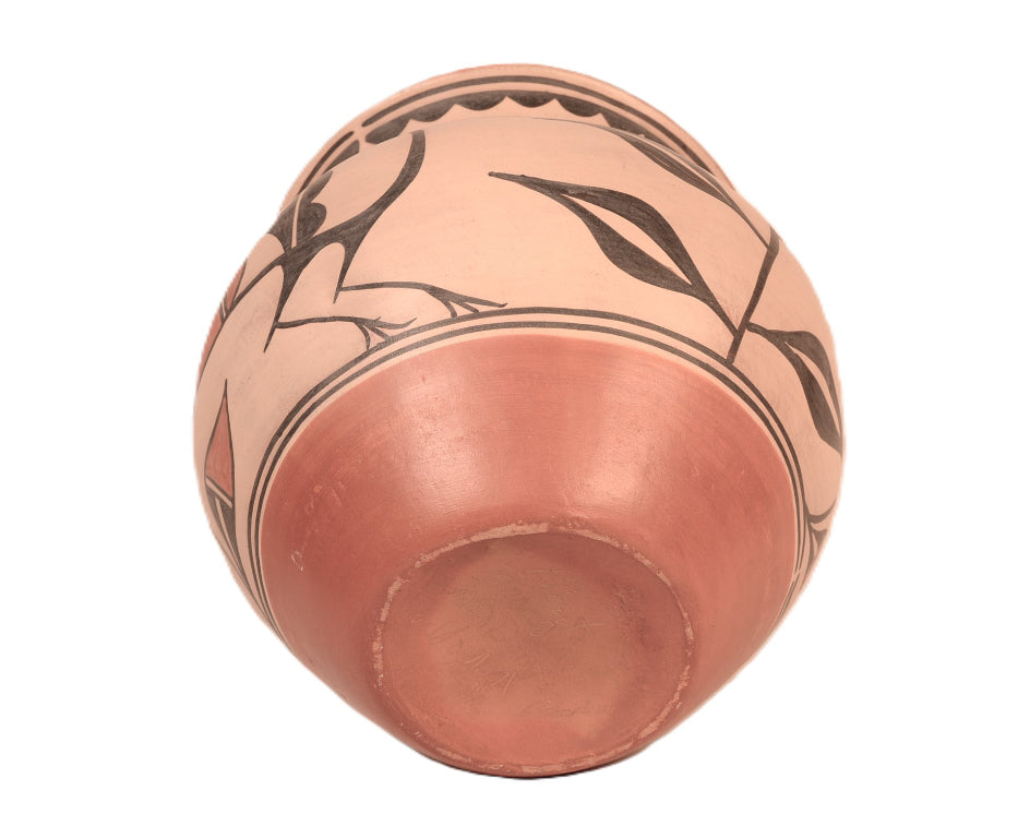 Santo Domingo Pueblo Pottery By Robert Tenoro