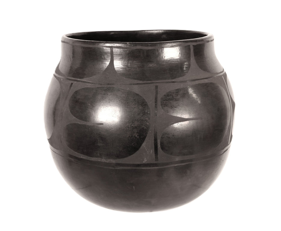Santo Domingo Pueblo Black on Black Pottery By Rafaelita Aguilar
