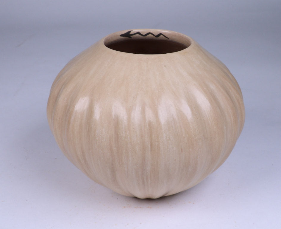 Jemez Pueblo Mellon Jar by Juanita Fragua