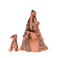 Jemez Pueblo Singing Storyteller Doll with Four Children By Elsie Joe