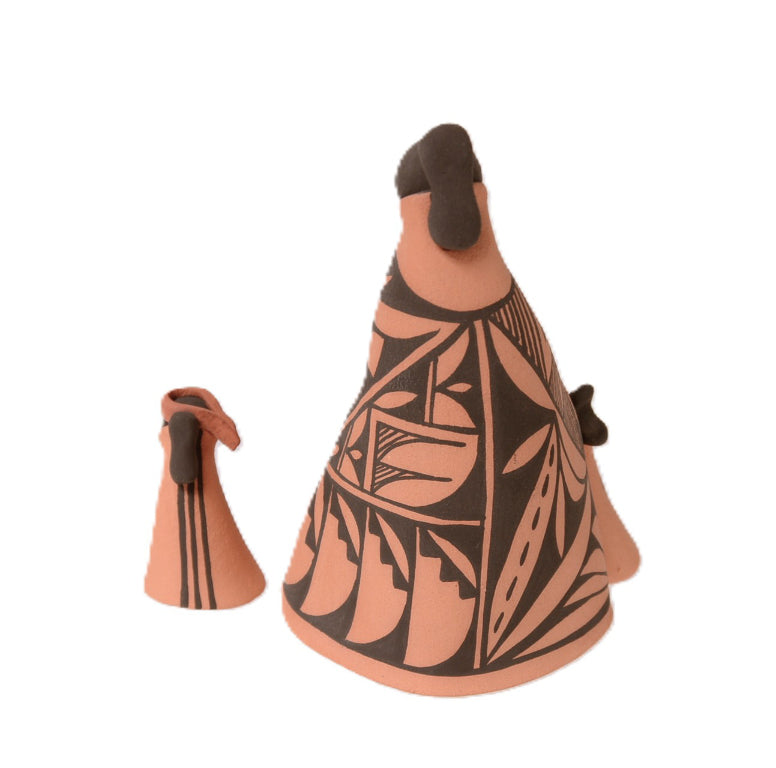 Jemez Pueblo Singing Storyteller Doll with Four Children By Elsie Joe