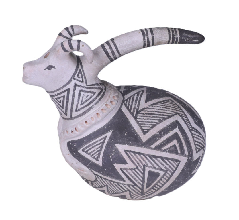 Laguna Pueblo Ram Pottery By Michael Kanteena