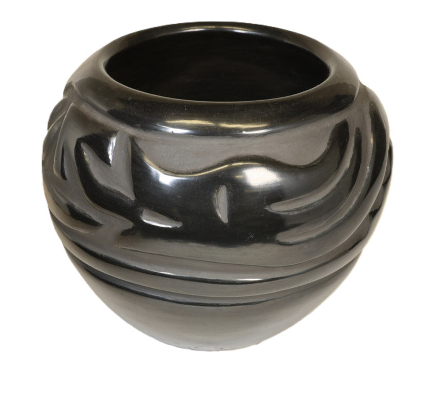 Santa Clara Pueblo Pottery By Arles Evelyn