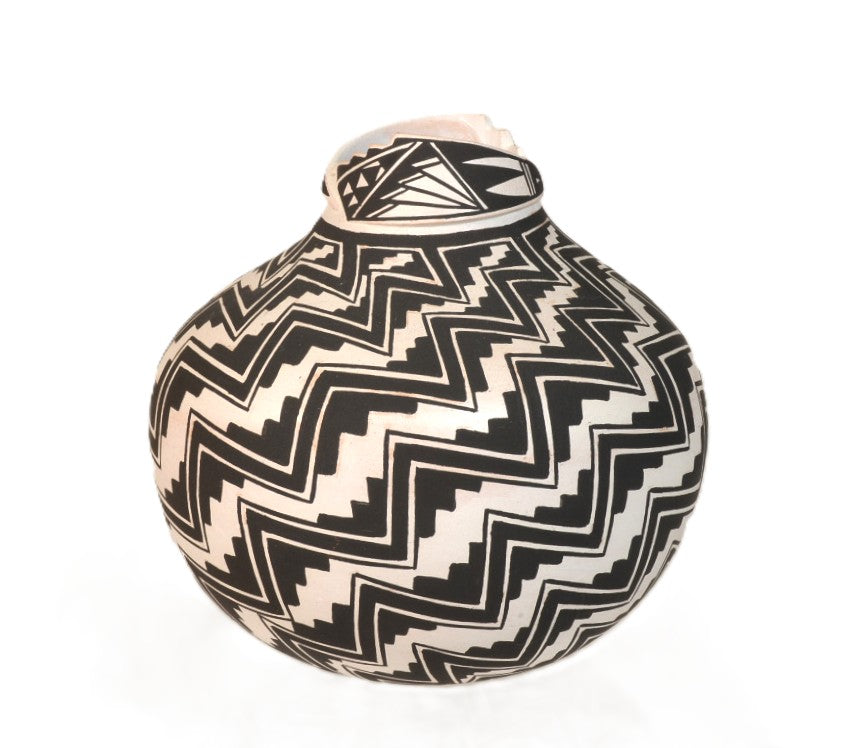 Acoma Pueblo Pottery By Shawna Garcia-Rustin