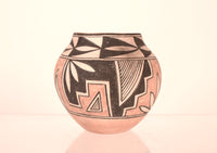 Laguna Pueblo New Mexico Pottery By Kanteena