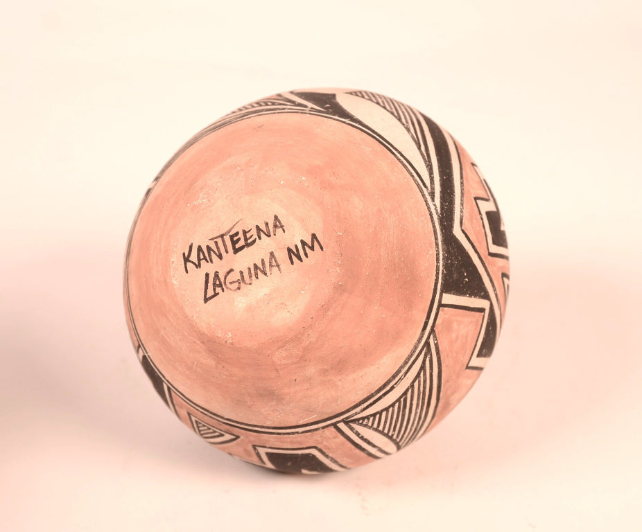 Laguna Pueblo New Mexico Pottery By Kanteena