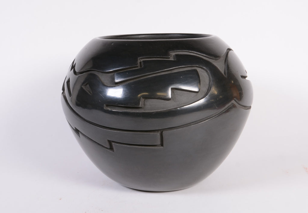 Santa Clara Pueblo Pottery By Joe Chavange